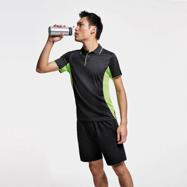 po0421_montmelo_hombre_modelo-1